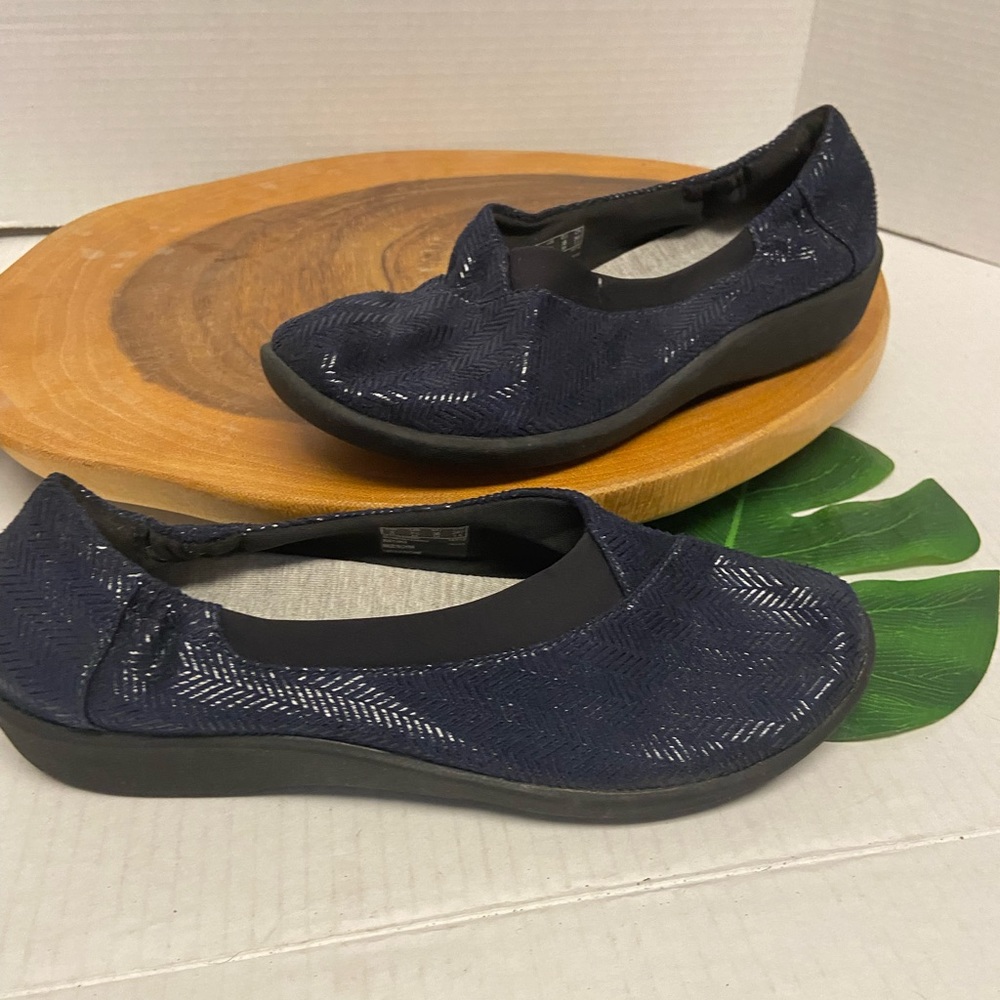 Clarks Cliud Steppers Cushion Soft Flats - image 1